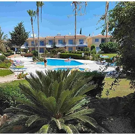 Paradise Gardens 2 Apartment *